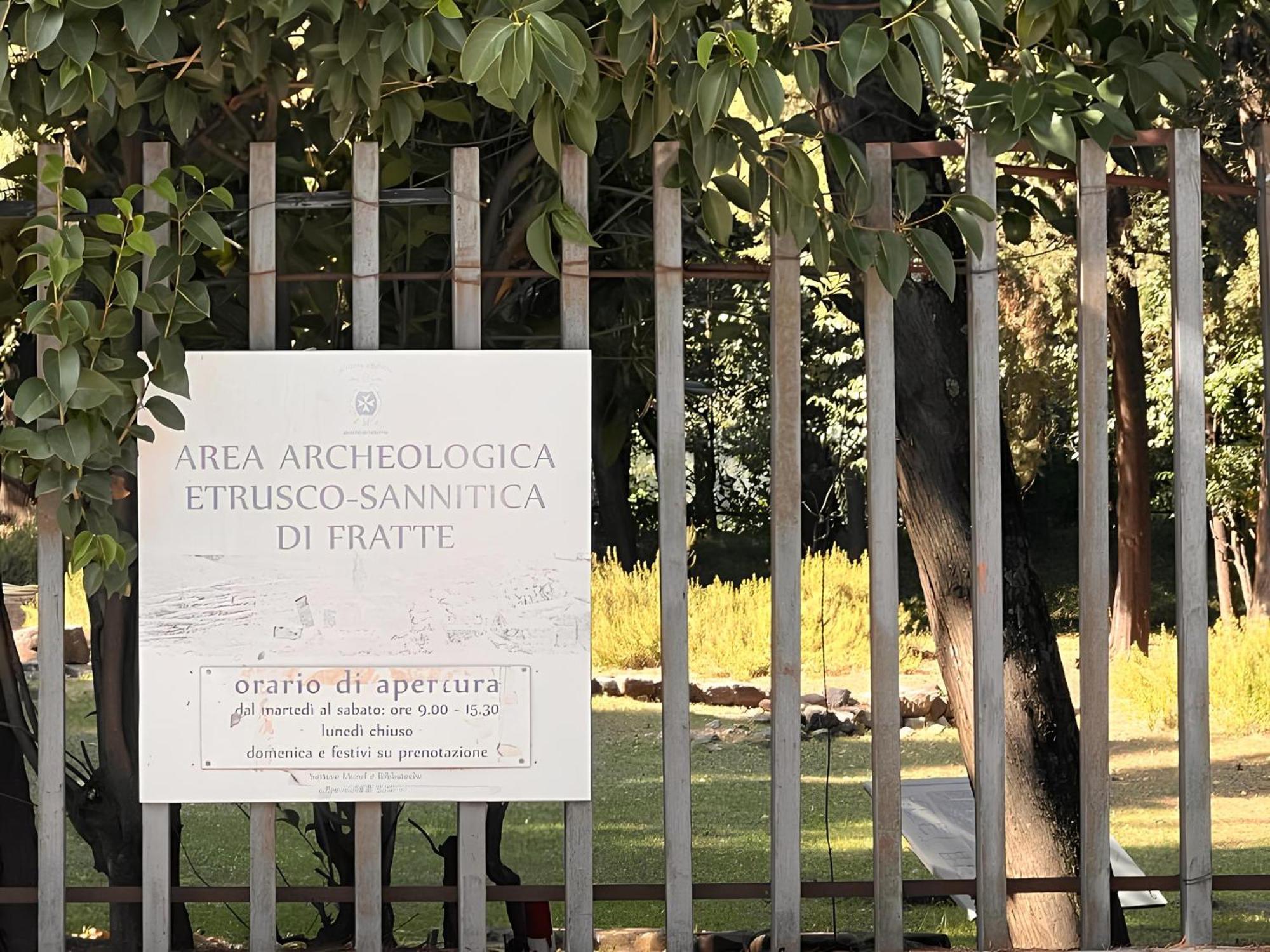 L'angolo Degli Etruschi * Salerno
